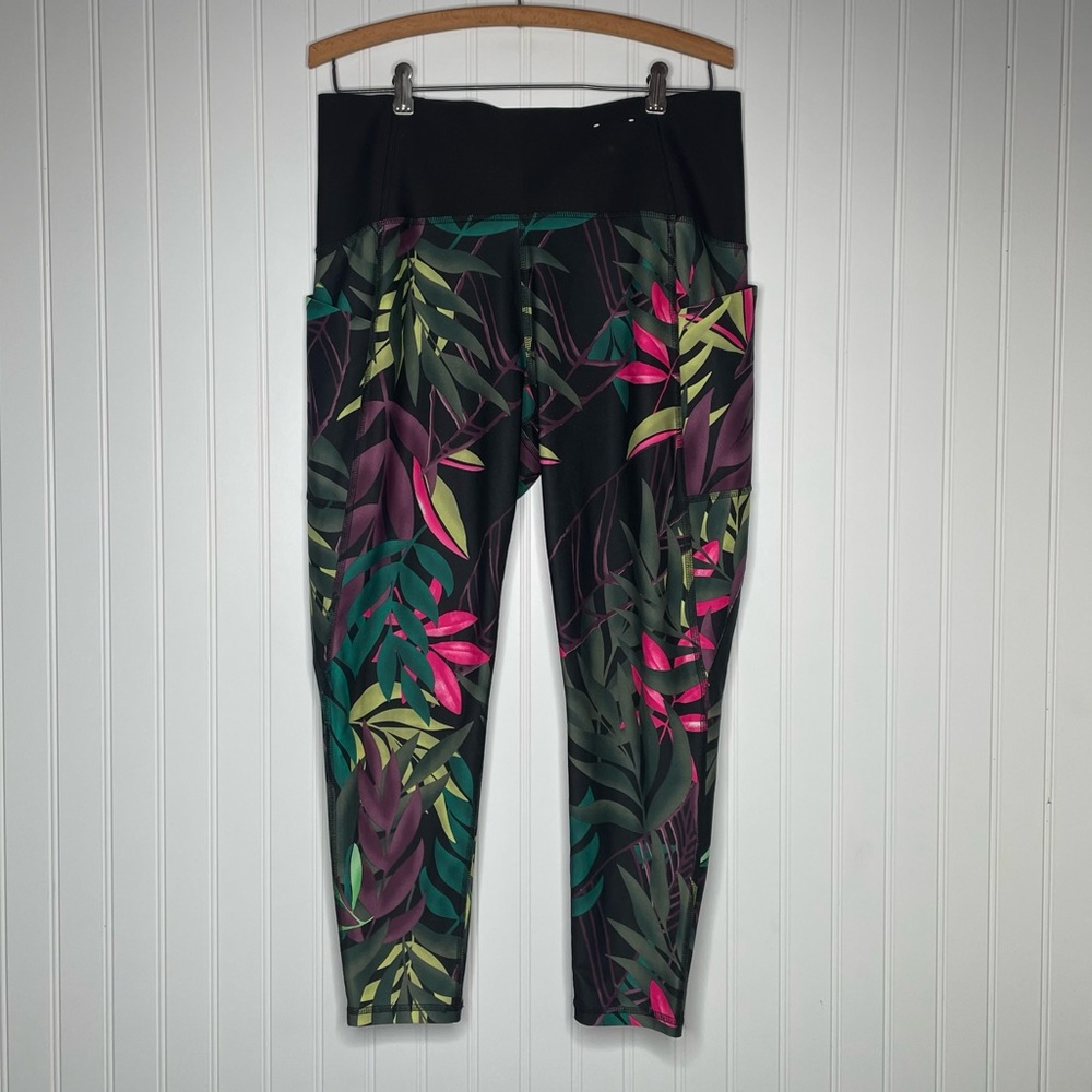 Xersion Tropical Print 7/8 Ankle Leggings - Picture 2 of 8